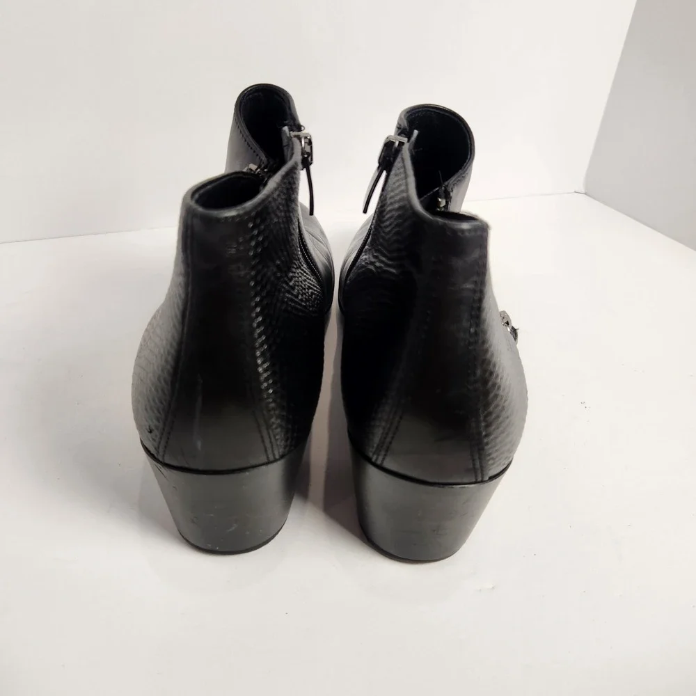 Ecco Women's Black Leather Comfort Minimalist Ankle‎ Booties Size 41 (10-10.5)